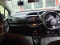 2017 Toyota Vitz III (XP130) Рестайлинг 2, белый, 949000 рублей - вид 5
