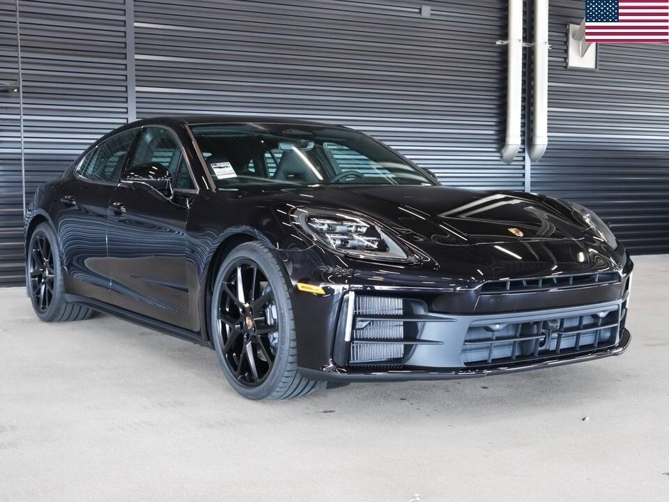 Открыть фотографии: Porsche Panamera III