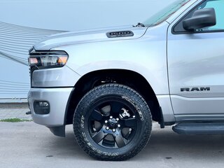 2025 Ram 1500 Crew Cab V Рестайлинг, серый, 7190000 рублей, вид 2