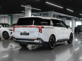 2023 Kia Carnival IV Рестайлинг, чёрный, 4989000 рублей, вид 5