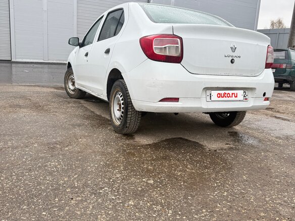 2017 Renault Logan II, белый, 280000 рублей - вид 4