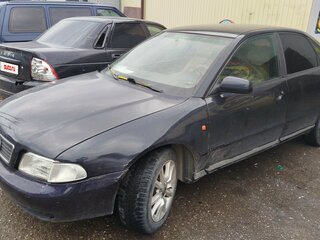 1998 Audi A4 I (B5), синий, 220000 рублей, вид 1