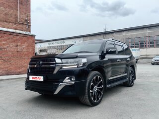 2020 Toyota Land Cruiser 200 Series Рестайлинг 2, чёрный, 8200000 рублей, вид 1