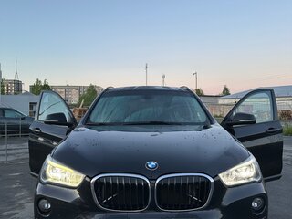 2017 BMW X1 20i xDrive II (F48), чёрный, 2350000 рублей, вид 4