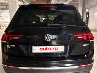 2019 Volkswagen Tiguan Allspace II, чёрный, 3300000 рублей, вид 4