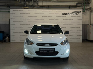 2014 Hyundai Solaris I, белый, 629000 рублей, вид 2