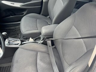 2013 Hyundai Solaris I, белый, 1199999 рублей, вид 3