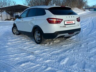 2018 Lada (ВАЗ) Vesta SW Cross I, белый, 930000 рублей, вид 4