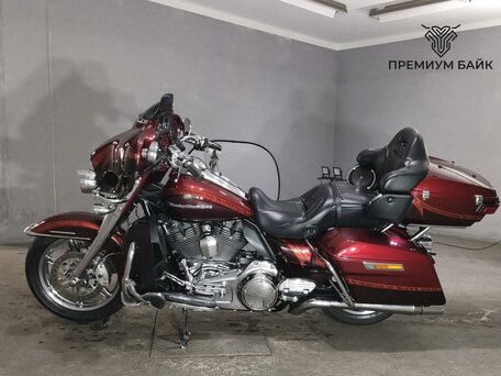 2013 Harley-Davidson CVO Limited, красный, 1699000 рублей, вид 2