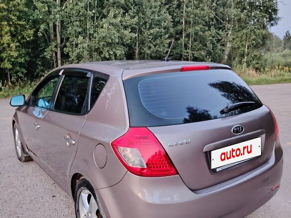2010 Kia Ceed I Рестайлинг, бежевый - вид 3