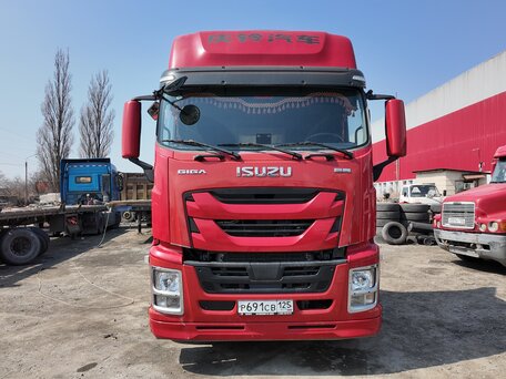 2024 Isuzu Giga (E-series), красный, 5500000 рублей, вид 3
