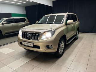 2010 Toyota Land Cruiser Prado 150 Series, бежевый, 2790000 рублей, вид 3
