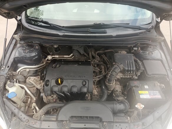 2010 Kia Ceed I Рестайлинг, чёрный, 700000 рублей - вид 7