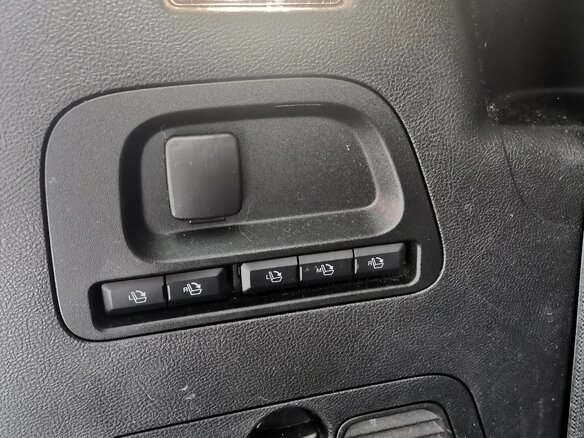 2018 Ford S-MAX II, чёрный, 2350000 рублей - вид 34