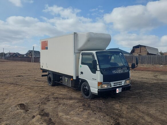 1996 Isuzu Elf (N-series), белый, 1000000 рублей - вид 1