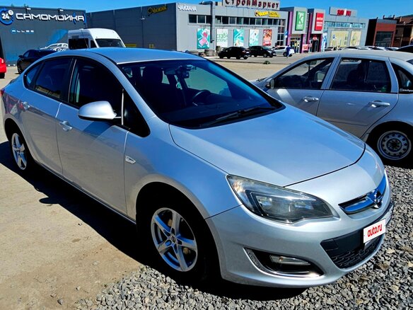 2012 Opel Astra J Рестайлинг, серебристый, 550000 рублей - вид 2