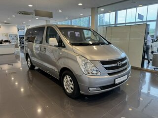2013 Hyundai Grand Starex I, серебристый, 1659000 рублей, вид 3