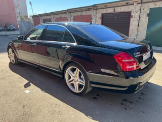 2010 Mercedes-Benz S-Класс 600 Long V (W221) Рестайлинг, чёрный, 2500000 рублей, вид 4