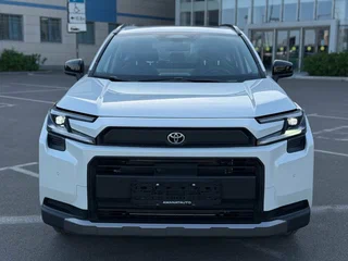 2026 Toyota RAV4 VI (XA60), белый, 4150000 рублей, вид 3