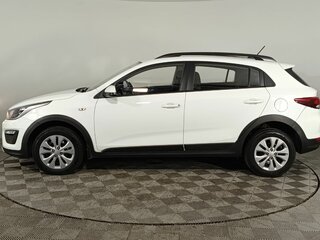 2019 Kia Rio X-Line IV, белый, 1520000 рублей, вид 4