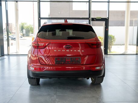 2018 Kia Sportage IV, красный, 2800000 рублей, вид 5