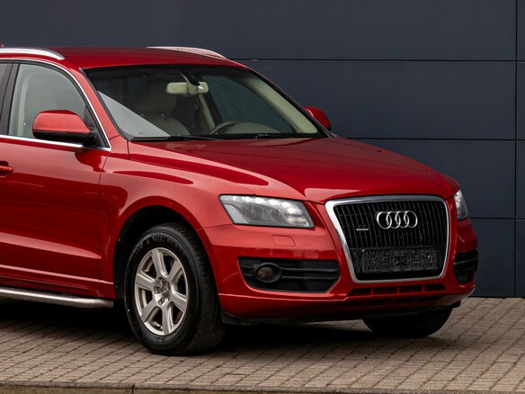 2010 Audi Q5 I (8R), красный, 1395000 рублей - вид 7