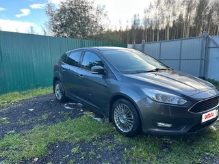 2017 Ford Focus III Рестайлинг, серый, 1100000 рублей, вид 4
