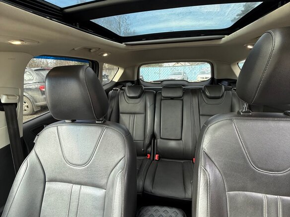 2013 Ford Kuga II, белый, 1200000 рублей - вид 9
