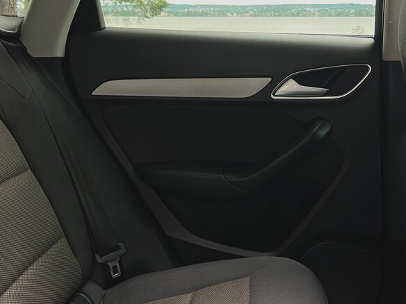 2012 Audi Q3 I (8U), чёрный, 1399000 рублей - вид 14