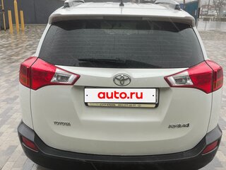 2014 Toyota RAV4 IV (XA40), белый, 1980000 рублей, вид 3