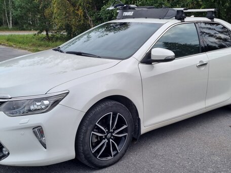 2017 Toyota Camry VII (XV50) Рестайлинг 2, белый, 2530000 рублей, вид 2
