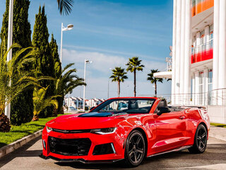 2017 Chevrolet Camaro VI, красный, 2100000 рублей, вид 1