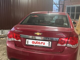 2011 Chevrolet Cruze I, красный, 700000 рублей, вид 5
