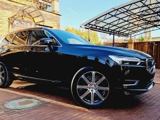 2020 Volvo XC60 II, чёрный, 4400000 рублей, вид 4