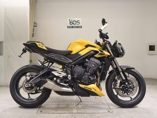 2023 Triumph Street Triple, жёлтый, 954000 рублей, вид 2