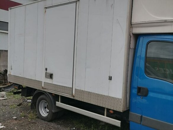 2005 Iveco Daily, синий, 850000 рублей - вид 5