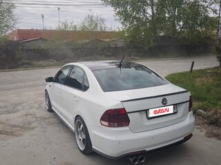 2018 Volkswagen Polo V Рестайлинг, белый, 1090000 рублей, вид 5