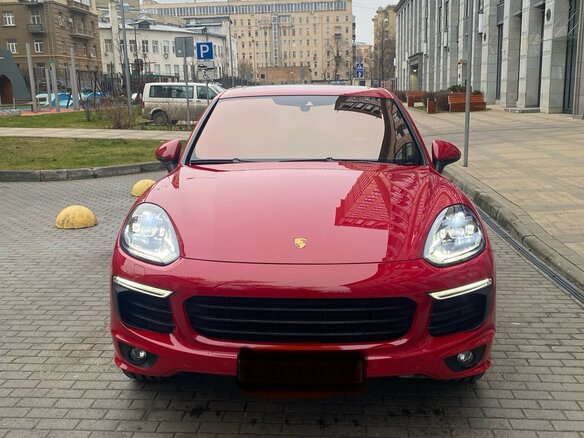 2016 Porsche Cayenne Diesel II Рестайлинг (958), красный - вид 1