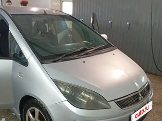 2004 Mitsubishi Colt Plus VI (Z20/Z30), серебристый, 600000 рублей, вид 1