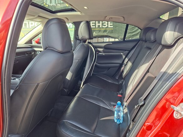 2019 Mazda 3 IV (BP), красный, 2470000 рублей - вид 21