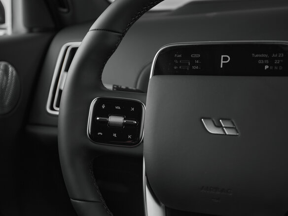 2026 Li Auto (Lixiang) L7 52.3 kWh I Рестайлинг, серый, 10590000 рублей - вид 17