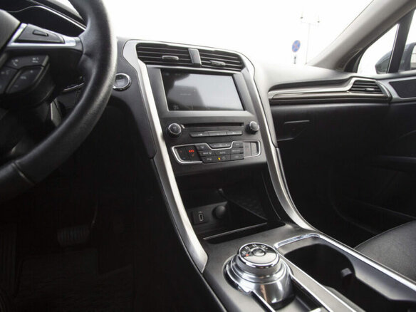 2018 Ford Fusion (North America) II Рестайлинг, серый, 1200000 рублей - вид 22