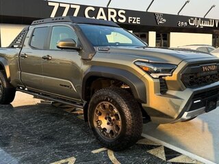 2025 Toyota Tacoma IV, коричневый, 10200000 рублей, вид 5