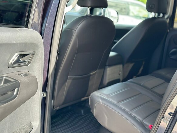 2017 Volkswagen Amarok I Рестайлинг, синий, 3690000 рублей - вид 13