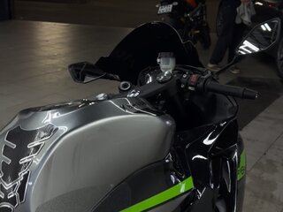 2021 Kawasaki ZX-6R Ninja, чёрный, 1130000 рублей, вид 3