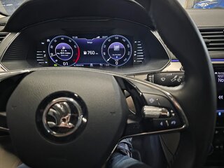 2020 Skoda Superb III Рестайлинг, серый, 2650000 рублей, вид 5
