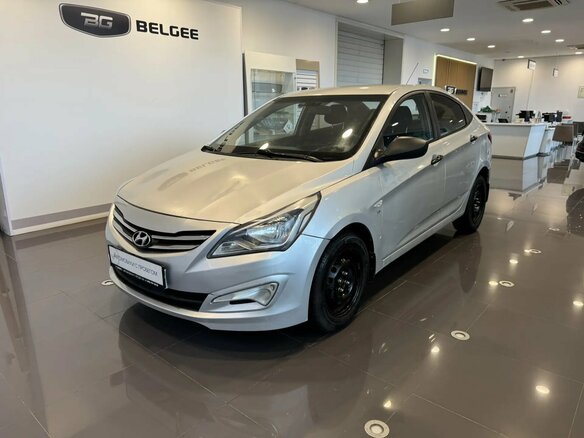 2014 Hyundai Solaris I Рестайлинг, серебристый