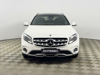 2019 Mercedes-Benz GLA 180 I (X156) Рестайлинг, белый, 2299900 рублей, вид 3