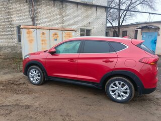 2020 Hyundai Tucson III Рестайлинг, красный, 2250000 рублей, вид 4