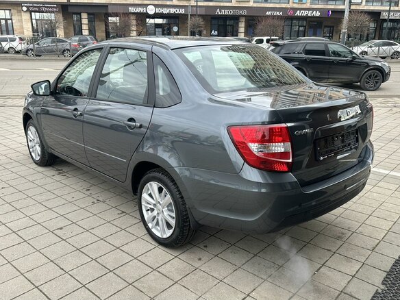 2026 Lada (ВАЗ) Granta I Рестайлинг, серый, 1208000 рублей - вид 6